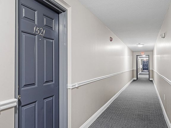 2nd image of 15 Blackstone Dr #21