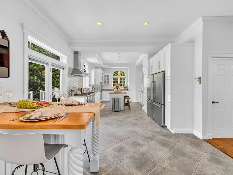 79 Skyline Rd — Photo 11
