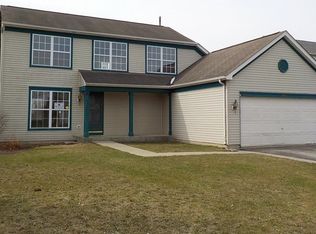 800 Tiffany Farms Rd, Antioch, IL