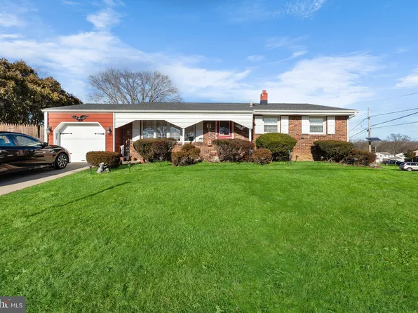 6 Yorkshire Rd, Hamilton, NJ 08610