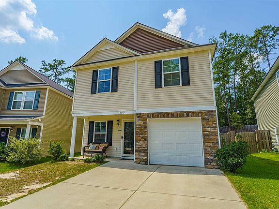 2nd image of 209 Thyme Cir