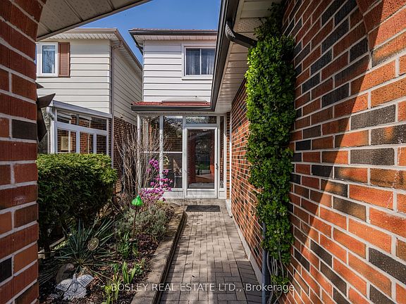 3rd image of 171 Simonston Blvd