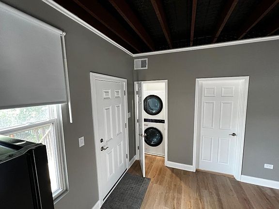 4th image of 3423 W Cortland St APT 1