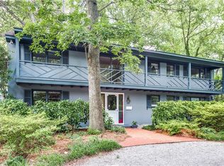 1301 Sunset Dr, Greensboro, NC 27408