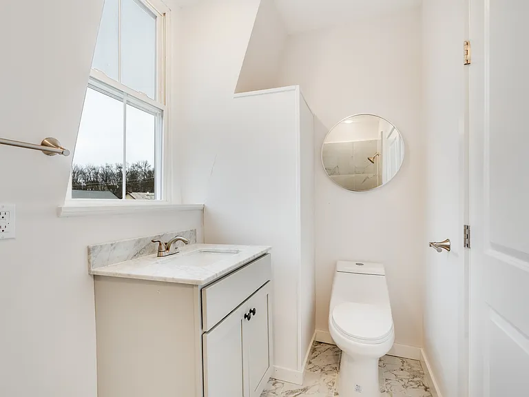 81 Market St #3 — Photo 14
