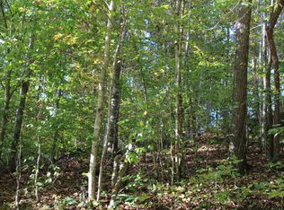 52 Buffalo Cove Ln, Jamestown, TN 38556