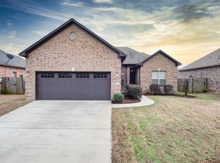 32 Oak Tree Cir, Conway, AR 72032