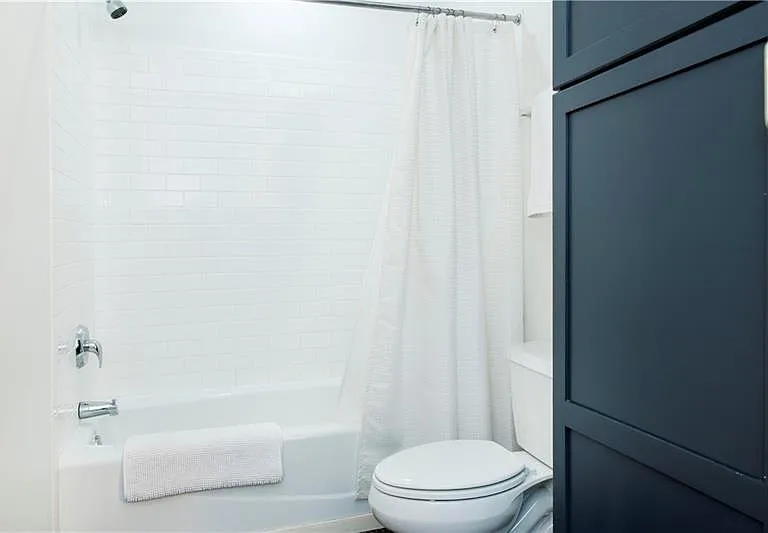 620 Glen Iris Dr NE #223 — Photo 19