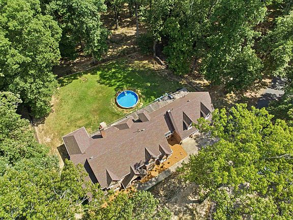 2nd image of 4546 Oak Rd