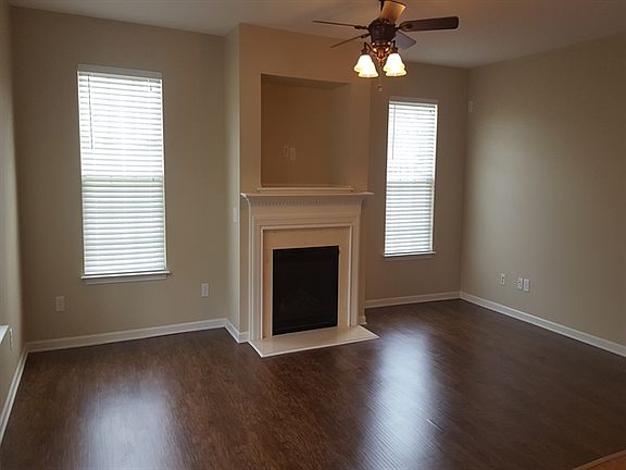 2nd image of 5503 Oakgate Dr