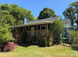 6228 Freedom Dr, Charlotte, NC 28214