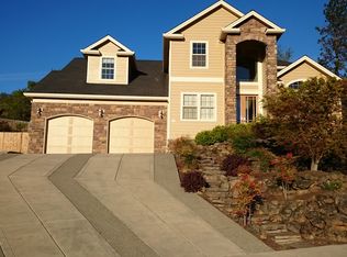 66 Greenmoor Dr, Eagle Pt, OR