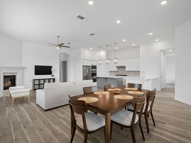 7602 Zinnia Blossom Ln — Photo 18