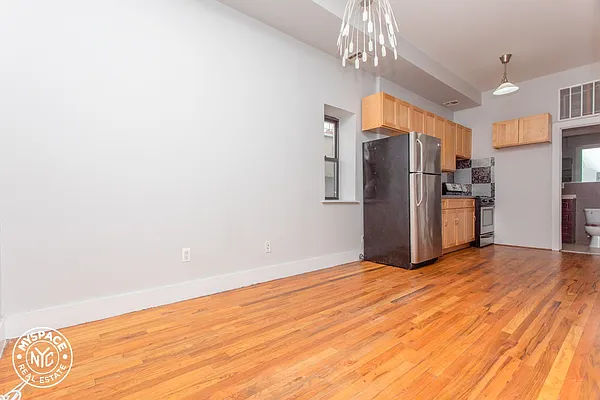 Rented by MySpaceNYC | media 3