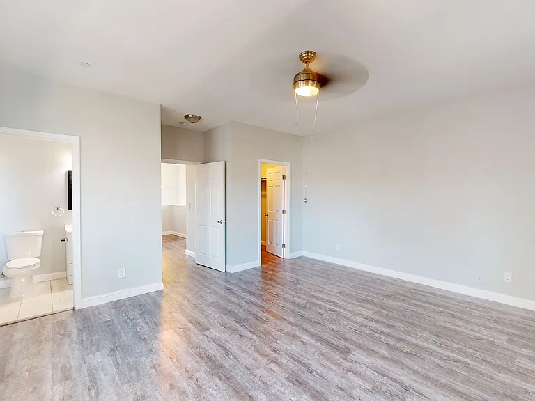 1411-1413 Peralta St — Photo 19