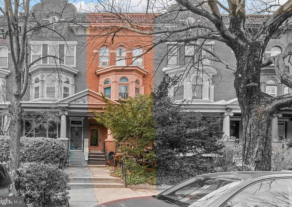 1st image of 2810 Saint Paul St