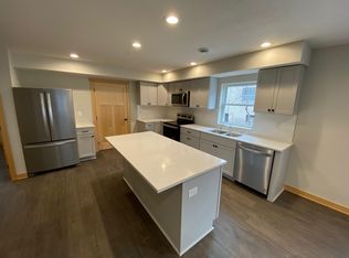1562 Portland Ave, Saint Paul, MN 55104