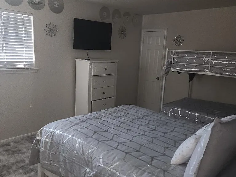 10623 Gold Finch Rd — Photo 17