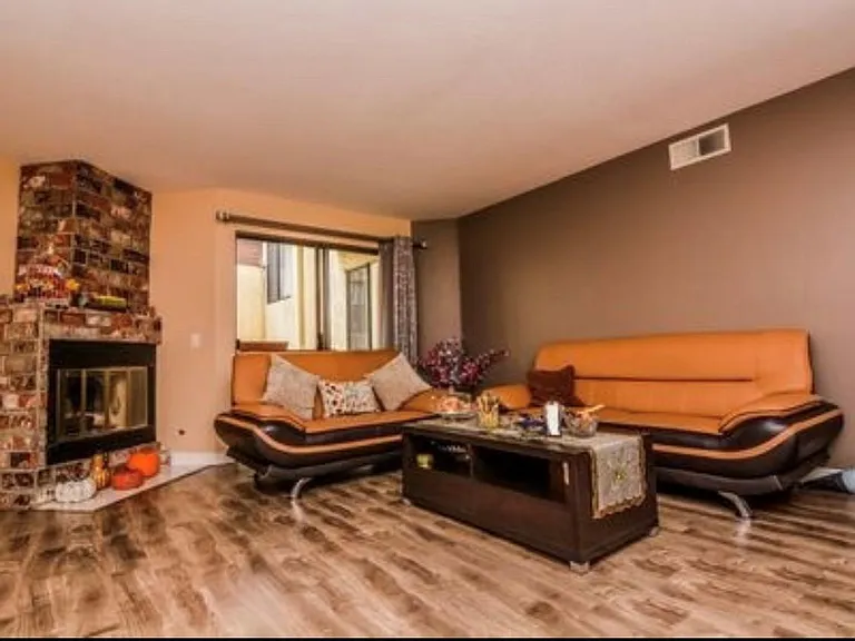 13825 Beaver St #32 — Photo 7