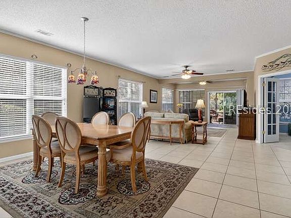 3rd image of 12 Apple Ln