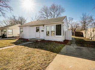 26171 Amherst St, Dearborn Heights, MI 48125