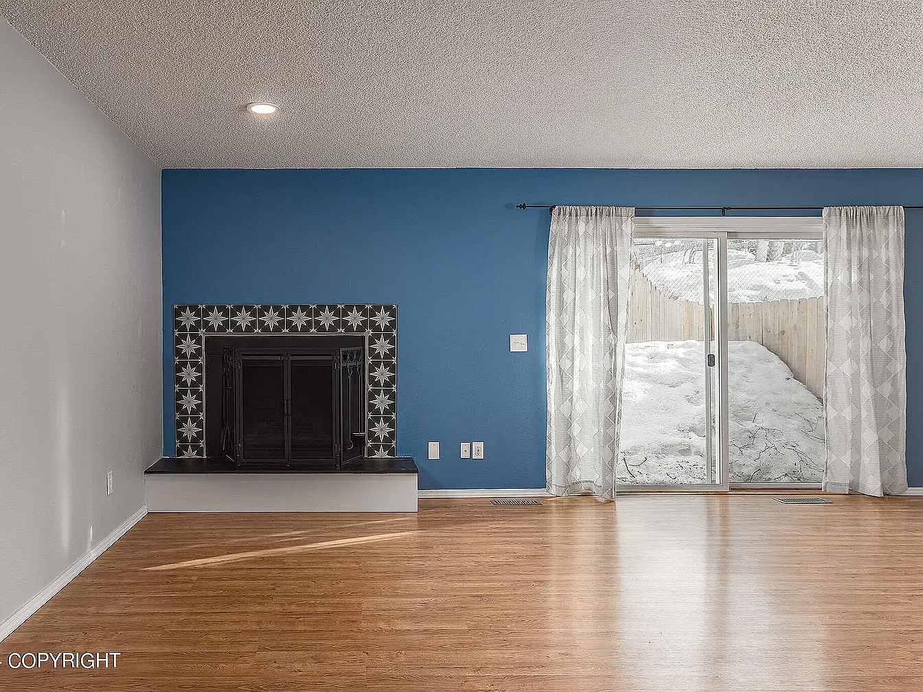 3 bed, 1288 sqft, $2,800 — Photo 4
