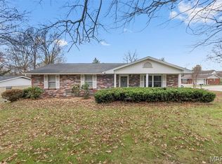 864 Strawberry Ln, Jackson, MO 63755