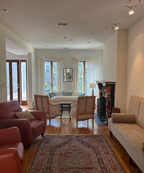 1649 Fuller St NW — Photo 1