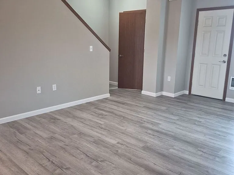 4026 S Pine St #3 — Photo 2