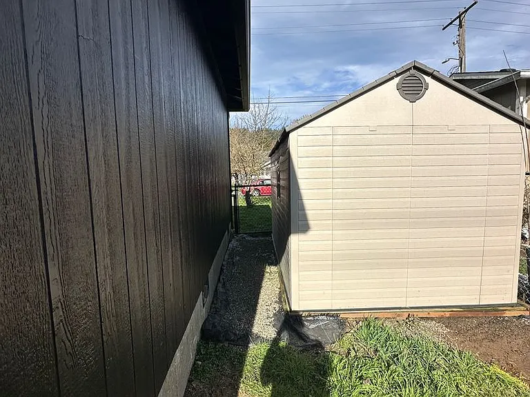 689 SW William Ave — Photo 6