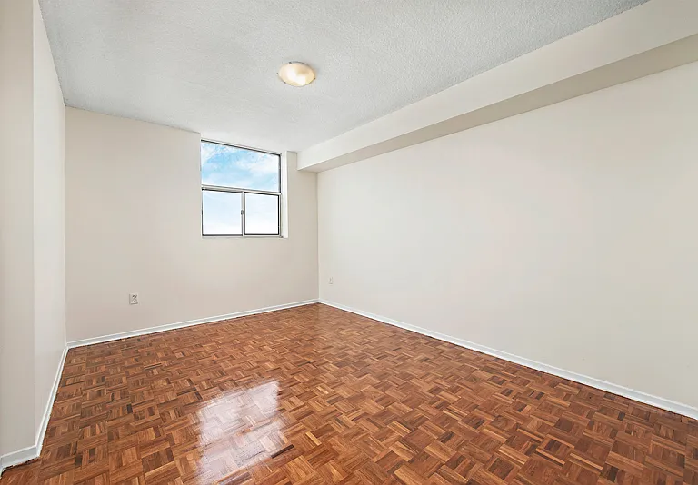 10 Macey Ave — Photo 23