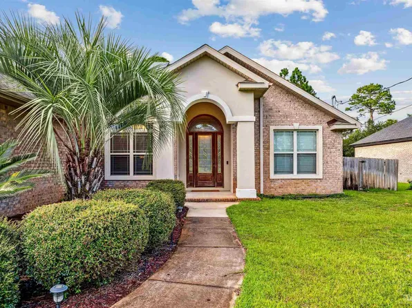 7532 Brewster St, Navarre, FL 32566