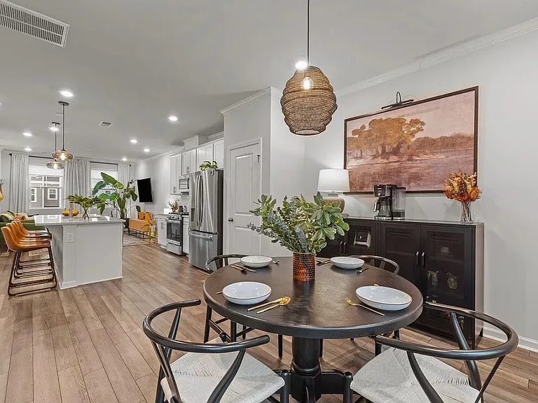 1052 Shoreside Dr — Photo 11