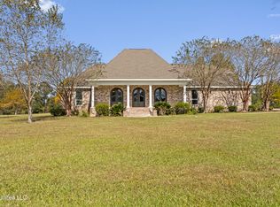 1523 College Ave W, Wiggins, MS 39577