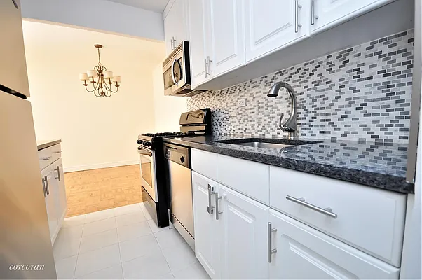 Rented by Corcoran | media 8