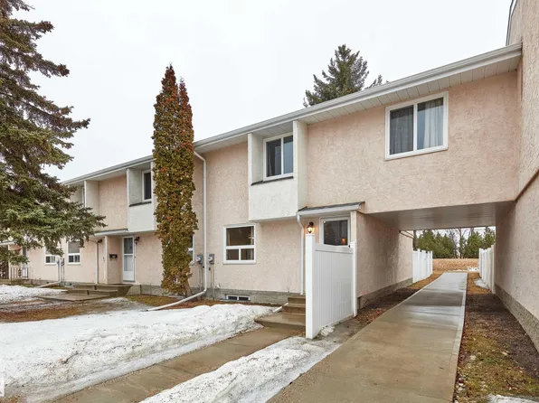 21 Lakewood Vlg NW, Edmonton, AB T6K 2B3