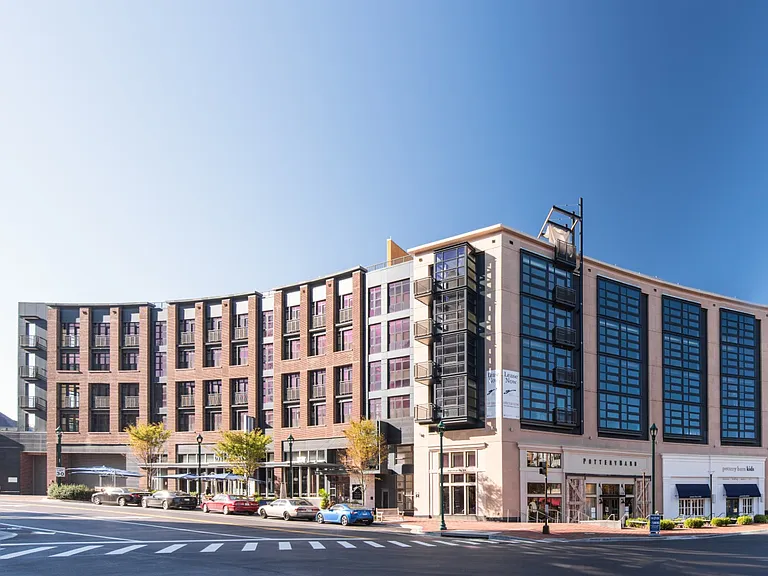 Flats at Bethesda Avenue — Photo 31
