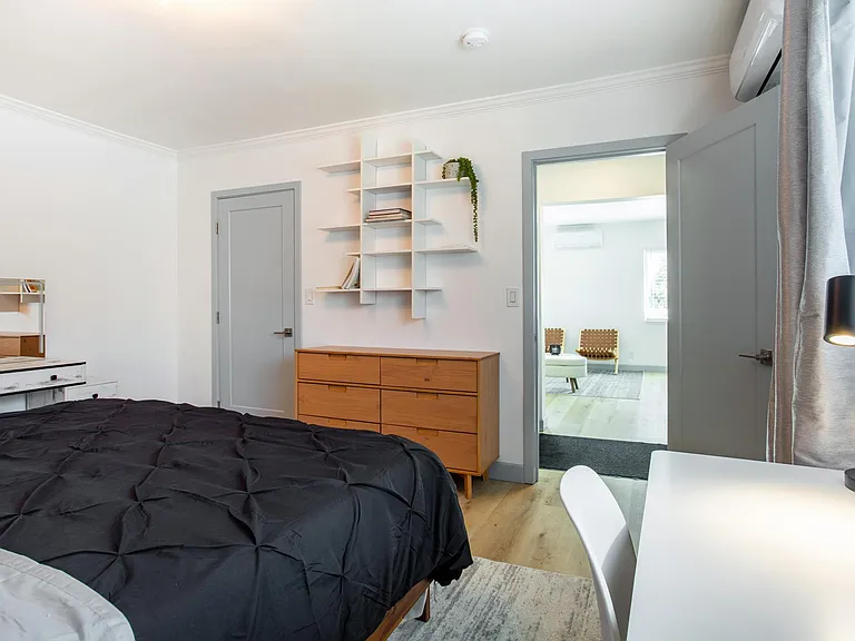 2617 W Norwood Pl — Photo 14