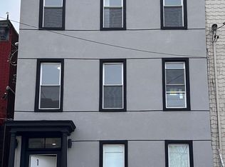 118 Van Horne St FLOOR 3, Jersey City, NJ 07304