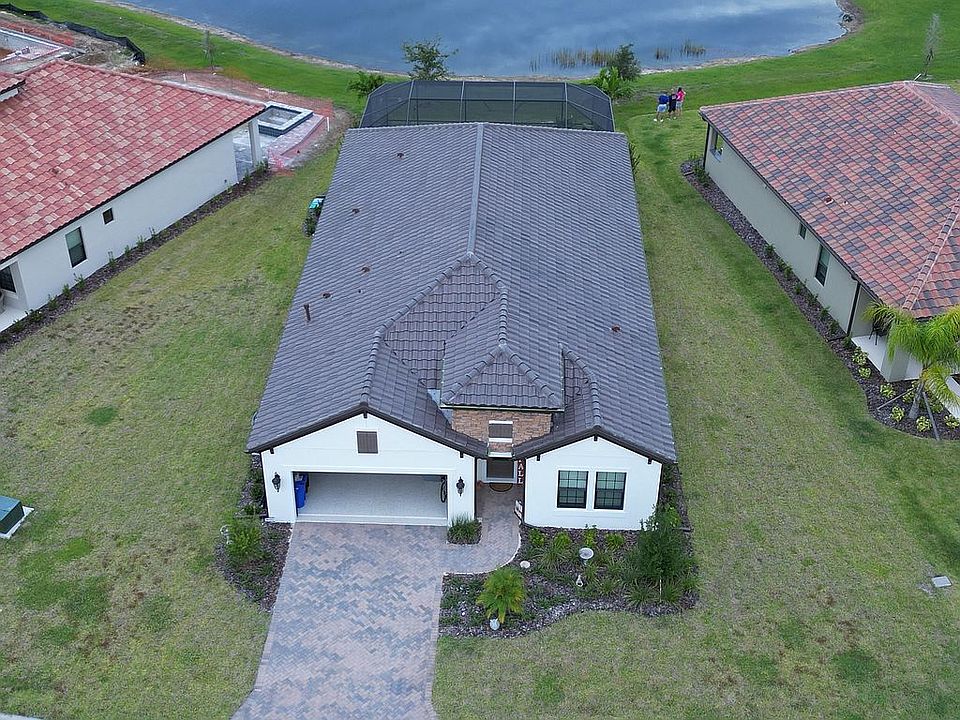 2nd image of 281 Caserta Ct