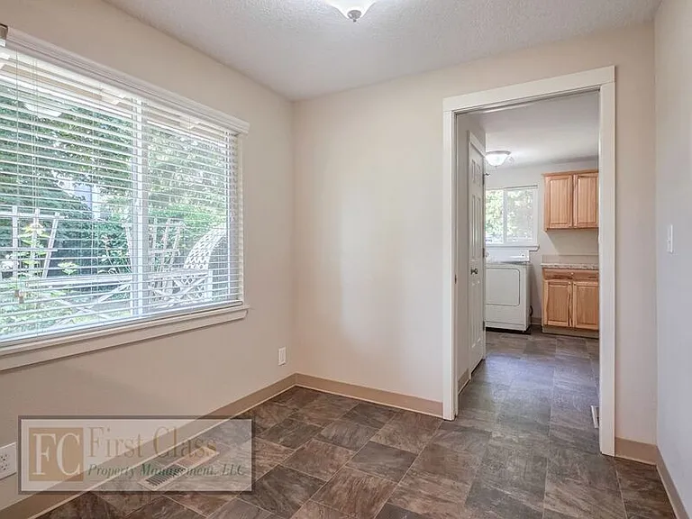 17640 SW Shaw St — Photo 7