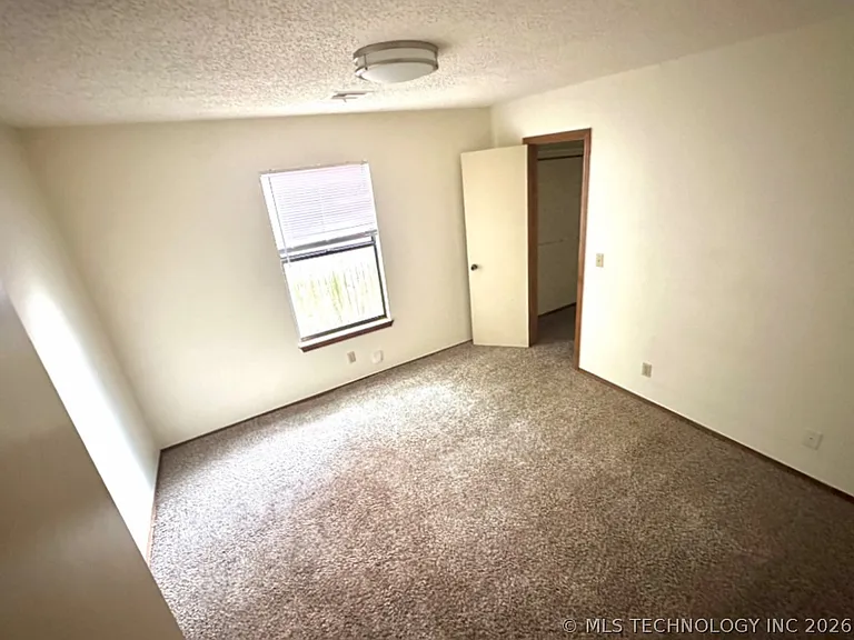 13801 E 33rd Pl — Photo 9
