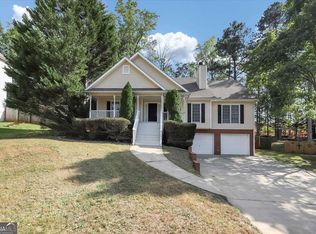 1054 Queensbury Run, Acworth, GA