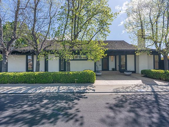 5th image of 2406 Harcourt Ave