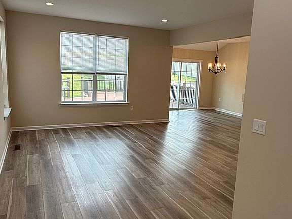 5th image of 309 McNair Dr