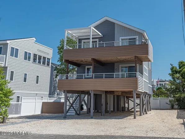 105 E Indiana Avenue, Long Beach Twp, NJ 08008