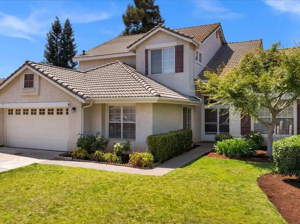 2162 Decatur Avenue, Clovis, CA 93611