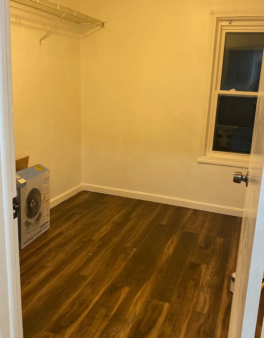 3 bed, 1000 sqft, $2,000 — Photo 2