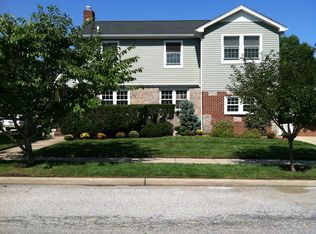 50 Eweler Ave, Floral Park, NY 11001
