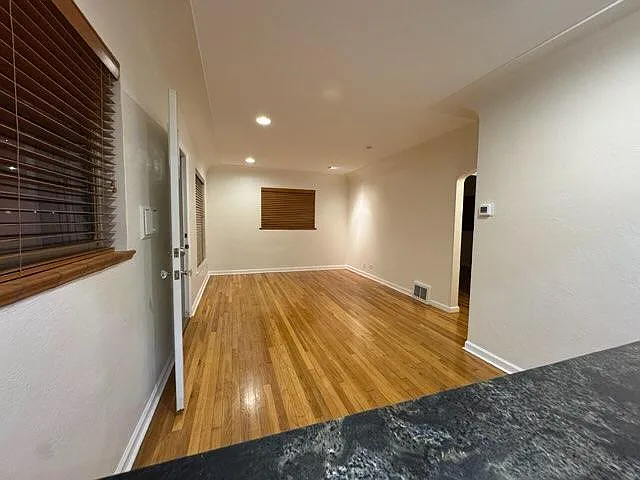 2415 Olive St — Photo 24